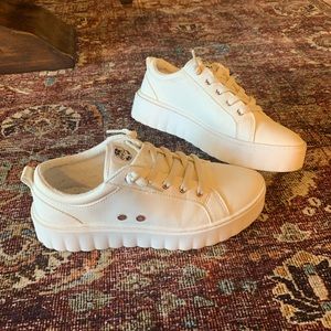 Roxy Sheilahh Slip-On Shoes- White- Women’s Size 8